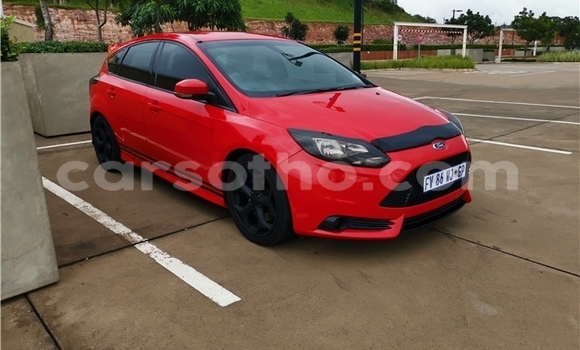 Acheter Occasion Voiture Ford Focus Rouge à Mokhotlong, Berea Acheter Occasion Voiture Ford Focus Rouge à Mokhotlong, Berea