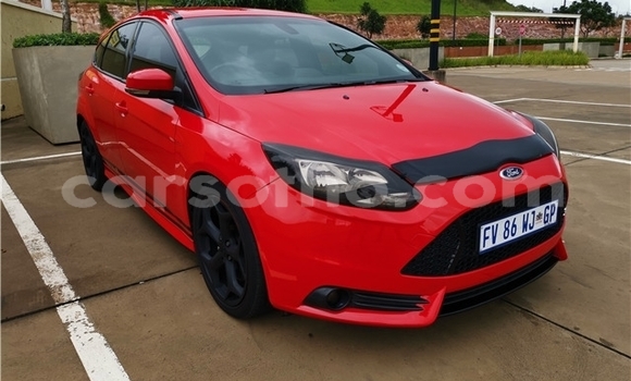 Acheter Occasion Voiture Ford Focus Rouge à Mokhotlong, Berea Acheter Occasion Voiture Ford Focus Rouge à Mokhotlong, Berea