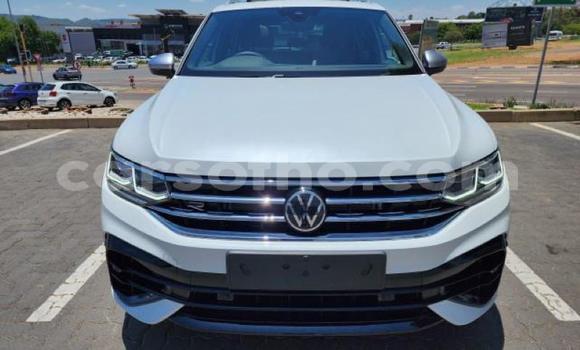 Sayi Na hannu Volkswagen Tiguan White Mota in Maseru a Maseru Sayi Na hannu Volkswagen Tiguan White Mota in Maseru a Maseru