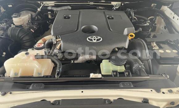 Buy Used Toyota Hilux White Car in Maseru in Maseru Buy Used Toyota Hilux White Car in Maseru in Maseru