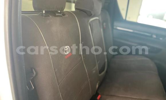 Buy Used Toyota Hilux White Car in Maseru in Maseru Buy Used Toyota Hilux White Car in Maseru in Maseru