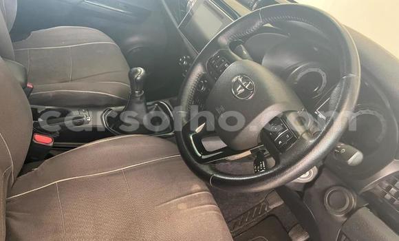 Buy Used Toyota Hilux White Car in Maseru in Maseru Buy Used Toyota Hilux White Car in Maseru in Maseru