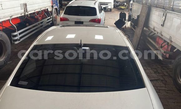 Acheter Occasion Voiture Mercedes-Benz CLS–Class Blanc à Maseru, Maseru Acheter Occasion Voiture Mercedes-Benz CLS–Class Blanc à Maseru, Maseru