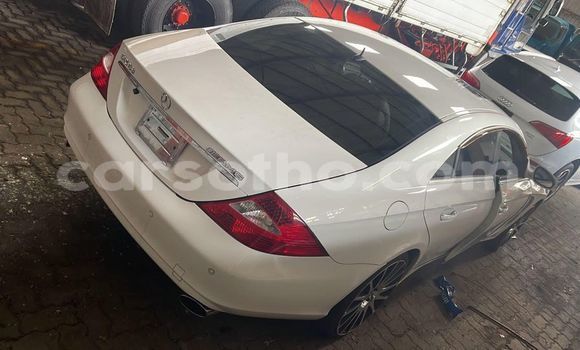 Acheter Occasion Voiture Mercedes-Benz CLS–Class Blanc à Maseru, Maseru Acheter Occasion Voiture Mercedes-Benz CLS–Class Blanc à Maseru, Maseru