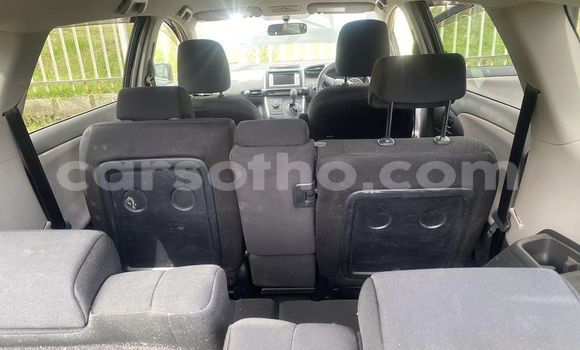 Acheter Occasion Voiture Toyota Wish Noir à Maseru, Maseru Acheter Occasion Voiture Toyota Wish Noir à Maseru, Maseru