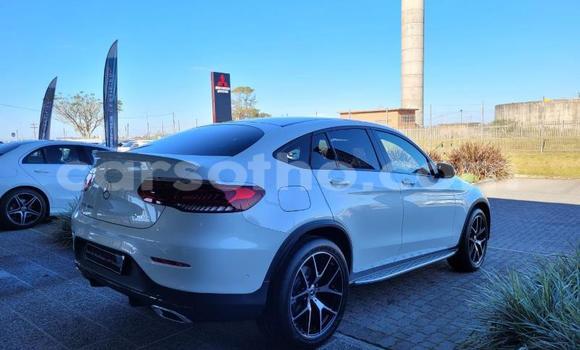 Sayi Na hannu Mercedes-Benz GLC 250D White Mota in Maseru a Maseru Sayi Na hannu Mercedes-Benz GLC 250D White Mota in Maseru a Maseru