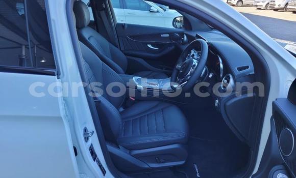 Sayi Na hannu Mercedes-Benz GLC 250D White Mota in Maseru a Maseru Sayi Na hannu Mercedes-Benz GLC 250D White Mota in Maseru a Maseru