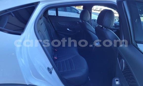 Sayi Na hannu Mercedes-Benz GLC 250D White Mota in Maseru a Maseru Sayi Na hannu Mercedes-Benz GLC 250D White Mota in Maseru a Maseru