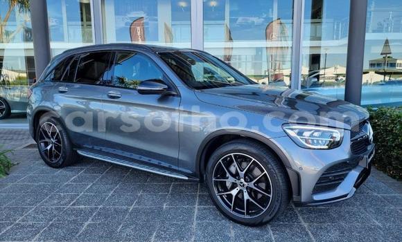 اشتري مستعمل Mercedes-Benz GLC 250D Silver سيارة في Maputsoe في Leribe