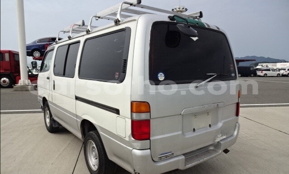 اشتري مستعمل Toyota Hiace White سيارة في Maseru في Maseru اشتري مستعمل Toyota Hiace White سيارة في Maseru في Maseru