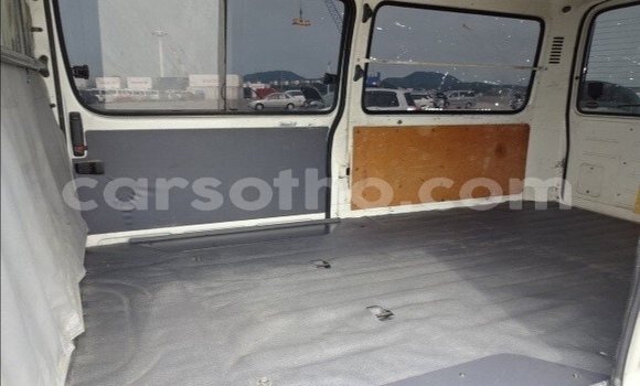اشتري مستعمل Toyota Hiace White سيارة في Maseru في Maseru اشتري مستعمل Toyota Hiace White سيارة في Maseru في Maseru