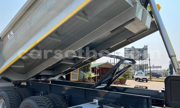 Acheter Occasion Utilitaire Volvo F4 Autre à Maseru, Maseru Acheter Occasion Utilitaire Volvo F4 Autre à Maseru, Maseru