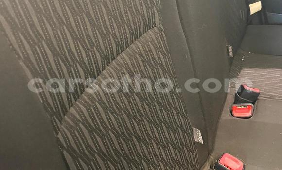 Buy Used Toyota Yaris Silver Car in Butha–Buthe in Thaba-Tseka Buy Used Toyota Yaris Silver Car in Butha–Buthe in Thaba-Tseka