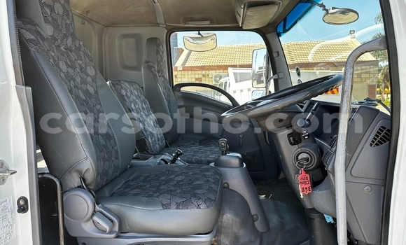 Buy Used Isuzu FTR 850 White Truck in Butha–Buthe in Thaba-Tseka Buy Used Isuzu FTR 850 White Truck in Butha–Buthe in Thaba-Tseka