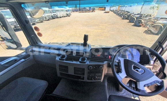 اشتري مستعمل Man Silent White شاحنة في Butha–Buthe في Thaba-Tseka اشتري مستعمل Man Silent White شاحنة في Butha–Buthe في Thaba-Tseka