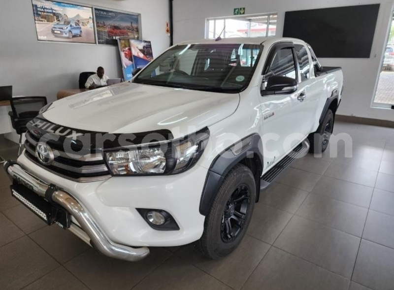 Big with watermark toyota hilux leribe maputsoe 25829