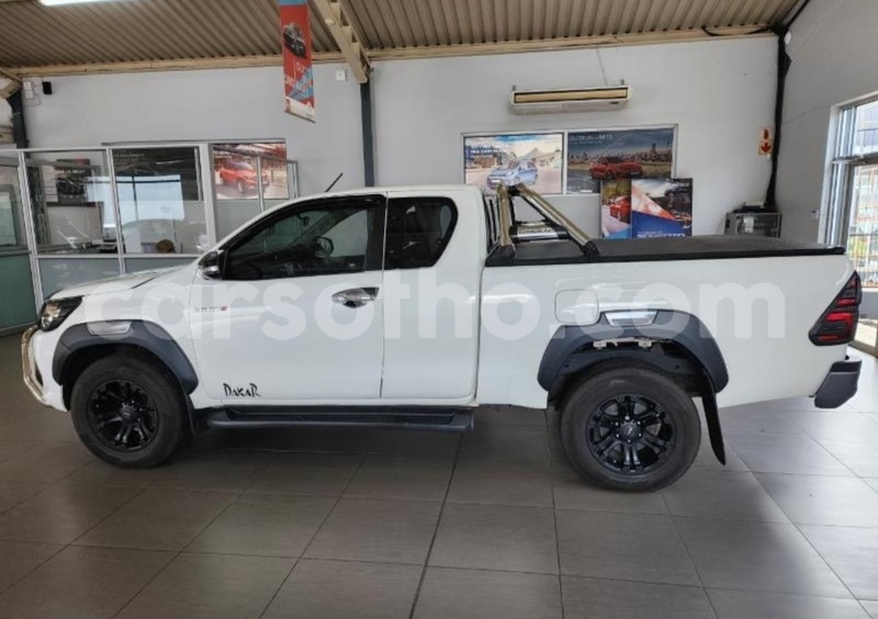 Big with watermark toyota hilux leribe maputsoe 25829