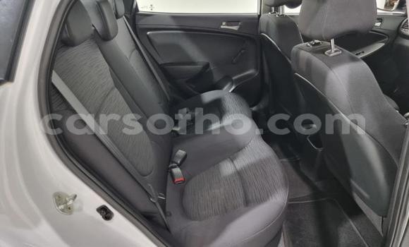 اشتري مستعمل Hyundai Accent White سيارة في Maseru في Maseru اشتري مستعمل Hyundai Accent White سيارة في Maseru في Maseru