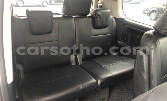 اشتري مستعمل Toyota Noah White سيارة في Maseru في Maseru اشتري مستعمل Toyota Noah White سيارة في Maseru في Maseru