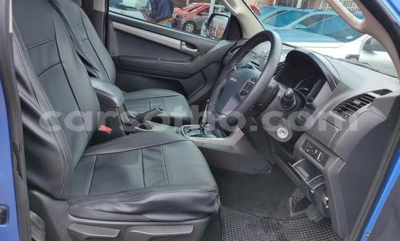 اشتري مستعمل Isuzu KB Blue سيارة في Maseru في Maseru اشتري مستعمل Isuzu KB Blue سيارة في Maseru في Maseru