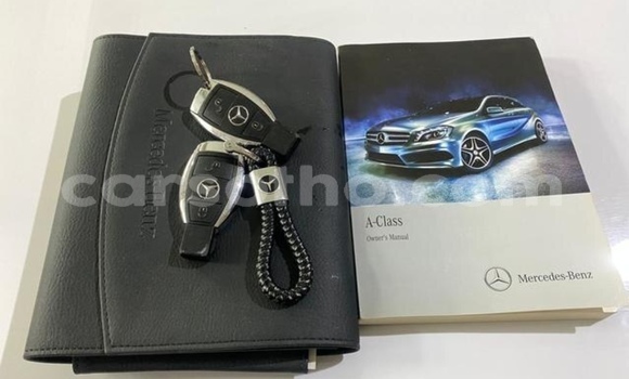 Acheter Occasion Voiture Mercedes-Benz A200 Blanc à Maputsoe, Leribe Acheter Occasion Voiture Mercedes-Benz A200 Blanc à Maputsoe, Leribe