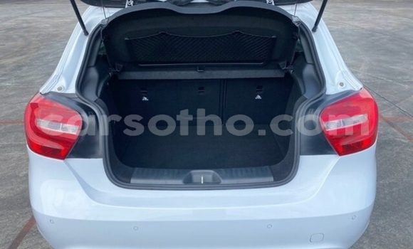 Acheter Occasion Voiture Mercedes-Benz A200 Blanc à Maputsoe, Leribe Acheter Occasion Voiture Mercedes-Benz A200 Blanc à Maputsoe, Leribe