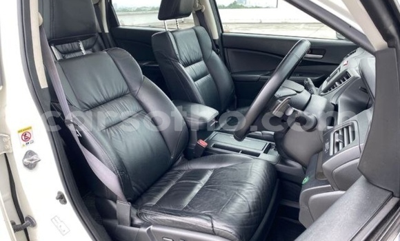 Sayi Na hannu Honda CR–V White Mota in Maputsoe a Leribe Sayi Na hannu Honda CR–V White Mota in Maputsoe a Leribe