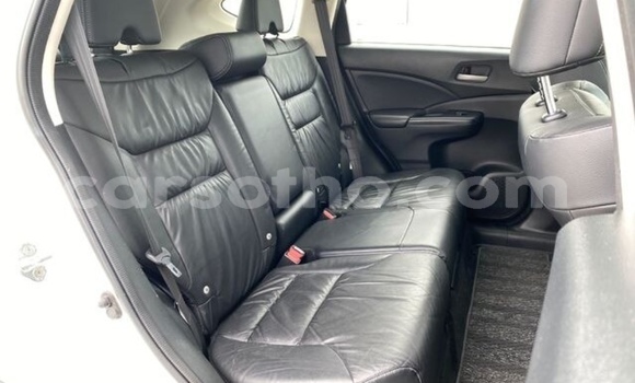 Sayi Na hannu Honda CR–V White Mota in Maputsoe a Leribe Sayi Na hannu Honda CR–V White Mota in Maputsoe a Leribe