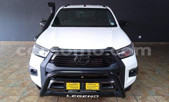 اشتري مستعمل Toyota Hilux White سيارة في Butha Buthe في Butha-Buthe اشتري مستعمل Toyota Hilux White سيارة في Butha Buthe في Butha-Buthe
