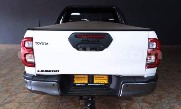 اشتري مستعمل Toyota Hilux White سيارة في Butha Buthe في Butha-Buthe اشتري مستعمل Toyota Hilux White سيارة في Butha Buthe في Butha-Buthe