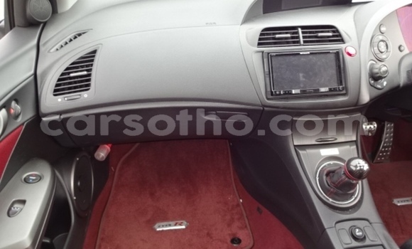 Sayi Na hannu Honda Civic Type R White Mota in Maputsoe a Leribe Sayi Na hannu Honda Civic Type R White Mota in Maputsoe a Leribe