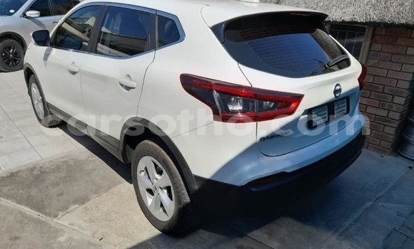 Sayi Na hannu Nissan Qashqai White Mota in Hlotse a Leribe Sayi Na hannu Nissan Qashqai White Mota in Hlotse a Leribe
