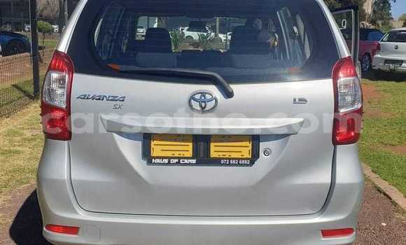 Sayi Na hannu Toyota Avanza Silver Mota in Maseru a Maseru Sayi Na hannu Toyota Avanza Silver Mota in Maseru a Maseru