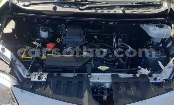 Sayi Na hannu Toyota Avanza Silver Mota in Maseru a Maseru Sayi Na hannu Toyota Avanza Silver Mota in Maseru a Maseru
