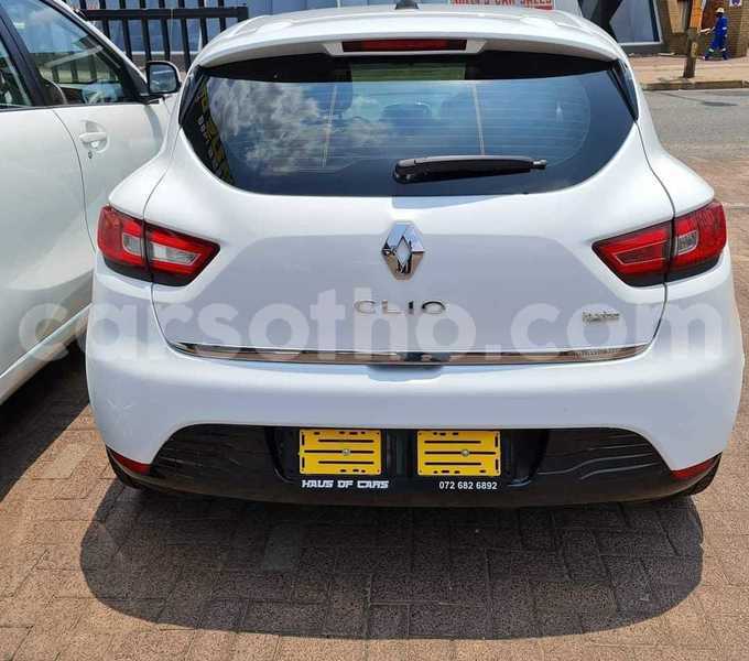 Big with watermark renault clio butha buthe quthing 25899