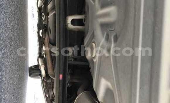 Sayi Na hannu Toyota Allion Silver Mota in Maseru a Maseru Sayi Na hannu Toyota Allion Silver Mota in Maseru a Maseru