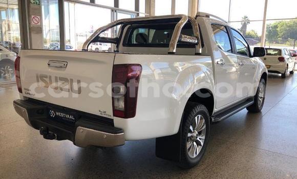اشتري مستعمل Isuzu KB Other سيارة في Maseru في Maseru اشتري مستعمل Isuzu KB Other سيارة في Maseru في Maseru