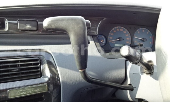 Sayi Na hannu Toyota Noah Red Mota in Maseru a Maseru Sayi Na hannu Toyota Noah Red Mota in Maseru a Maseru