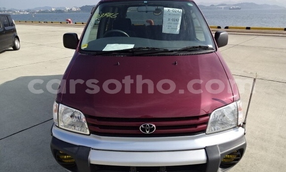 Sayi Na hannu Toyota Noah Red Mota in Maseru a Maseru Sayi Na hannu Toyota Noah Red Mota in Maseru a Maseru