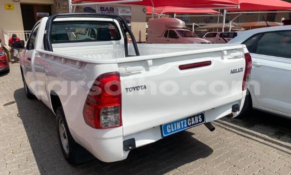 اشتري مستعمل Toyota Hilux White سيارة في Maseru في Maseru اشتري مستعمل Toyota Hilux White سيارة في Maseru في Maseru