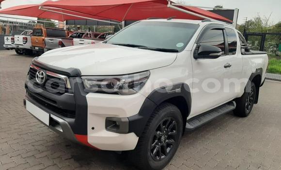 اشتري مستعمل Toyota Hilux White سيارة في Maseru في Maseru اشتري مستعمل Toyota Hilux White سيارة في Maseru في Maseru