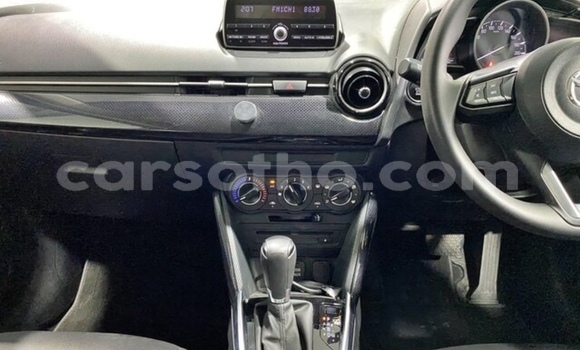 Sayi Na hannu Mazda 2 White Mota in Butha–Buthe a Thaba-Tseka Sayi Na hannu Mazda 2 White Mota in Butha–Buthe a Thaba-Tseka