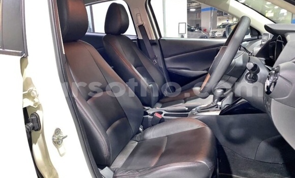 Sayi Na hannu Mazda 2 White Mota in Butha–Buthe a Thaba-Tseka Sayi Na hannu Mazda 2 White Mota in Butha–Buthe a Thaba-Tseka