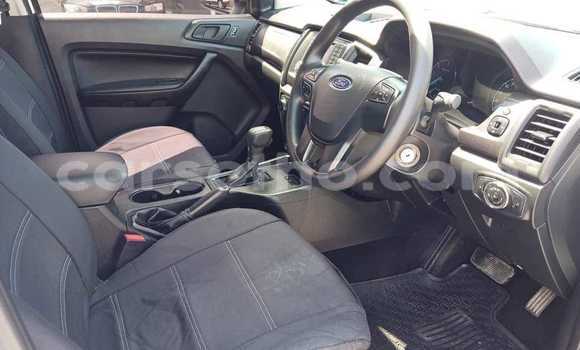 Sayi Na hannu Ford Ranger White Mota in Maseru a Maseru Sayi Na hannu Ford Ranger White Mota in Maseru a Maseru