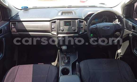 Sayi Na hannu Ford Ranger White Mota in Maseru a Maseru Sayi Na hannu Ford Ranger White Mota in Maseru a Maseru