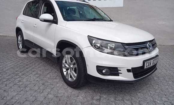 اشتري مستعمل Volkswagen Tiguan White سيارة في Roma في Maseru