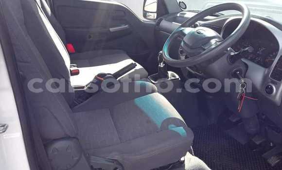 Sayi Na hannu Kia K7 White Mota in Mohale's Hoek a Mohale's Hoek Sayi Na hannu Kia K7 White Mota in Mohale's Hoek a Mohale's Hoek