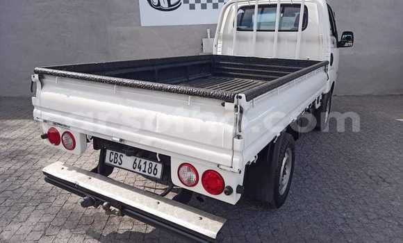 Sayi Na hannu Kia K7 White Mota in Mohale's Hoek a Mohale's Hoek Sayi Na hannu Kia K7 White Mota in Mohale's Hoek a Mohale's Hoek