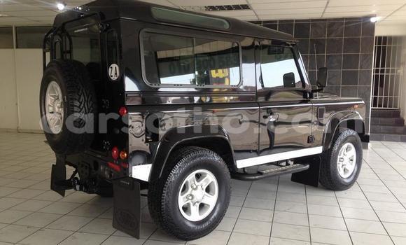 Sayi Na hannu Land Rover Defender Black Mota in Butha–Buthe a Thaba-Tseka Sayi Na hannu Land Rover Defender Black Mota in Butha–Buthe a Thaba-Tseka