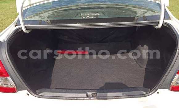 Sayi Na hannu Toyota Etios White Mota in Quthing a Butha-Buthe Sayi Na hannu Toyota Etios White Mota in Quthing a Butha-Buthe